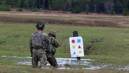 US Soldiers Refine their Marksmanship Skills at the M4 Range