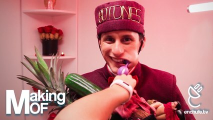 Making Of: Botones Metiche