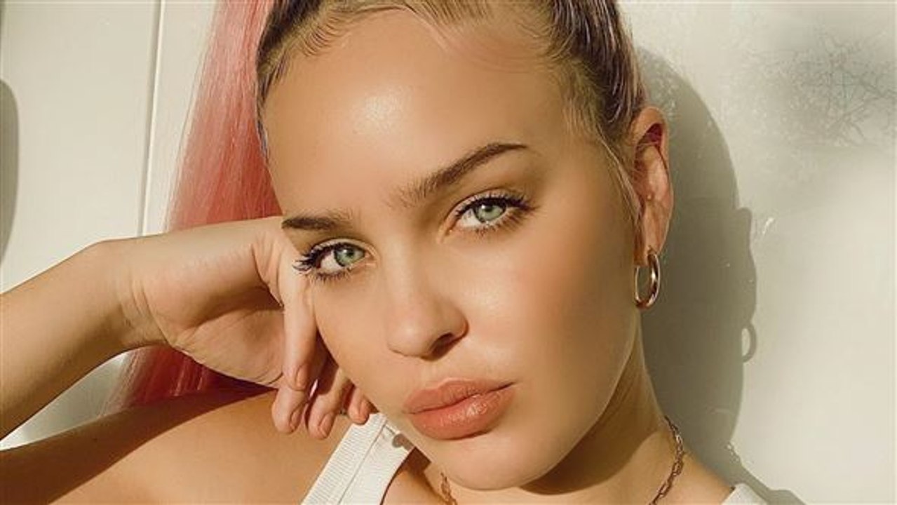 Happy Birthday, Anne-Marie