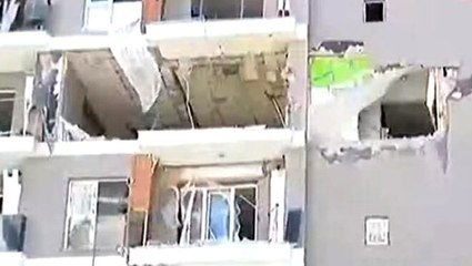 Esenyurt'ta bir binada meydana gelen patlama sonrası olay yeri savaş alanına döndü