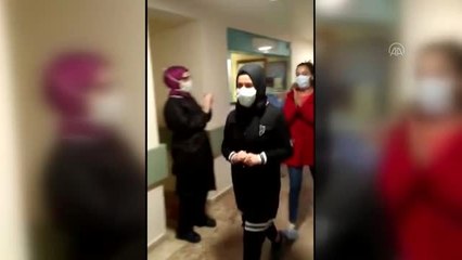 Kovid-19'u yenen 9 hasta alkışlarla taburcu edildi