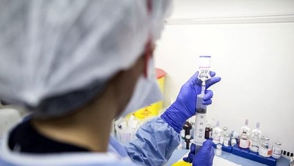 Son Dakika: Sağlık Bakanı Koca: İki üniversitemizde virüsü izole etmeyi başardık