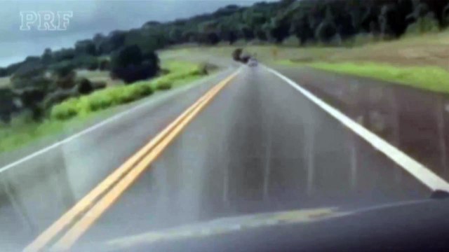 Veja: motorista foge da PRF e faz manobras perigosas na BR-277
