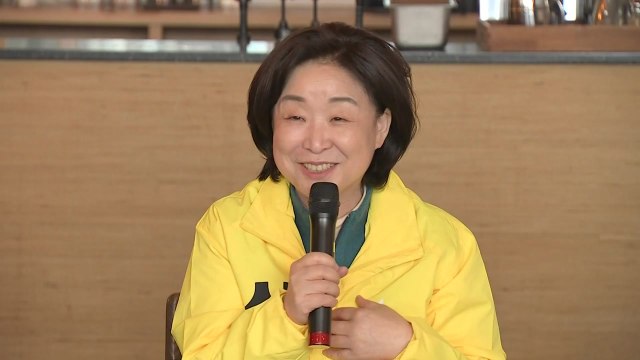 정의당, 홍대 찾아 대학생 위로... 삶 자체가 갇힌 느낌일 것 / YTN