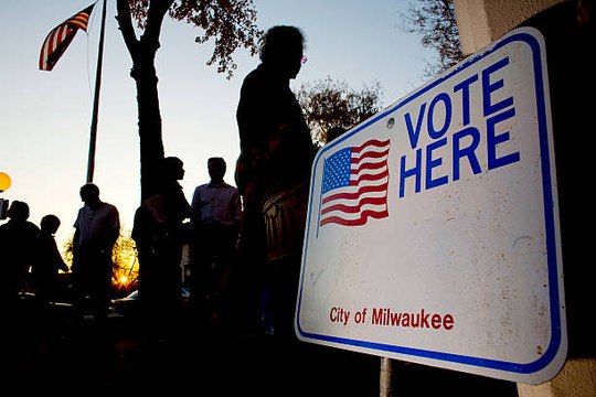Wisconsin Holds Primary Election Amid Ongoing Pandemic