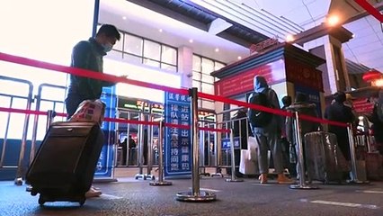 Wuhan al fin sin restricciones mientras el coronavirus deja más de 80.000 muertos