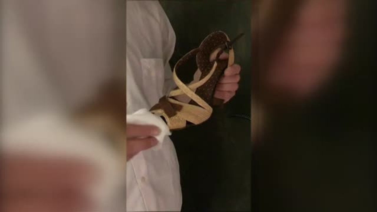 Artistas del ballet de San Petersburgo muestran al público sus divertidos bailes en el confinamiento