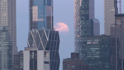Penampakan Supermoon di New York