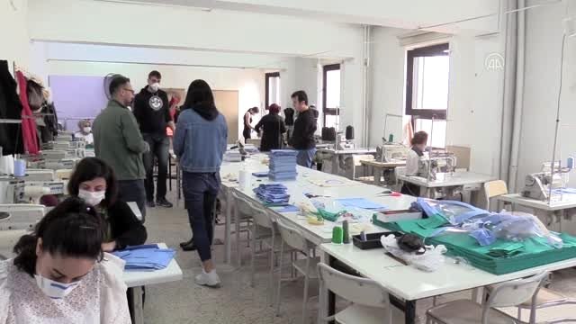 Üniversite personeli, öğrenci ve ev hanımları sağlık çalışanları için seferber oldu