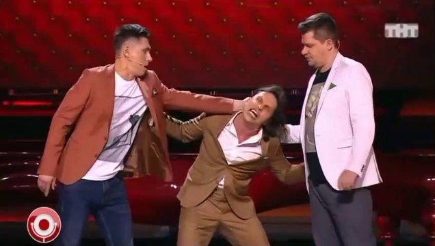 Тимур Батрутдинов, Гарик Харламов и Александр Ревва - Разборка за девушку