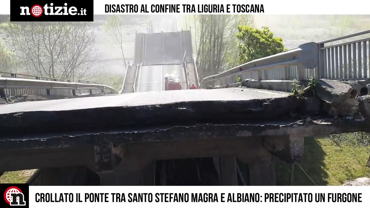 Crollato ponte tra Santo Stefano Magra e Albiano, precipitato un furgone: le immagini | Notizie.it