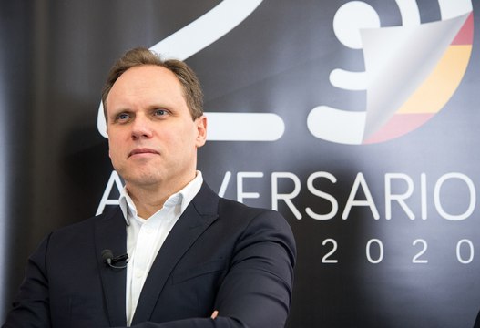 Federico Jiménez Losantos entrevista a Daniel Lacalle