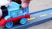 Aprende Colores para Niños en Español- Coches Trenes y Carros Disney Cars y Agua