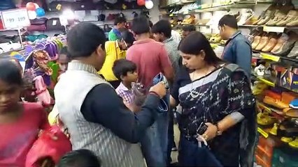 UP cabinet minister Nandi gets Diwali shopping for poor children