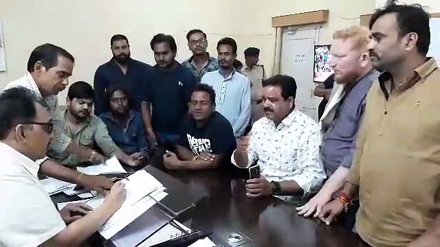 भाजपा युवा मोर्चा ने सौंपा ज्ञापन