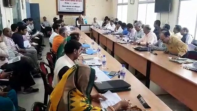 खनिज का अवैध उत्खनन व परिवहन पर होगी कार्रवाई- प्रभारी मंत्री