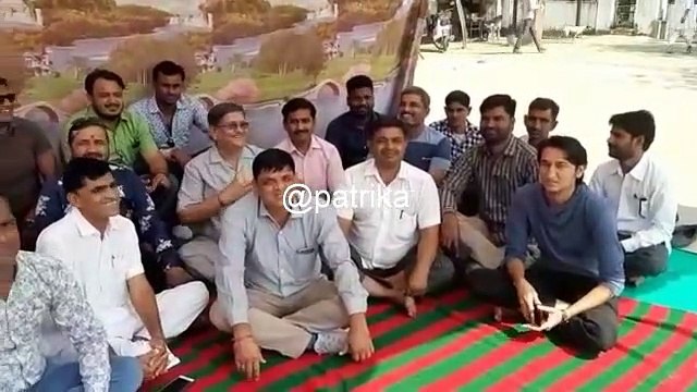 निजी वाहनों से टोल वसूली के विरोध में भाजपा का धरना-प्रदर्शन