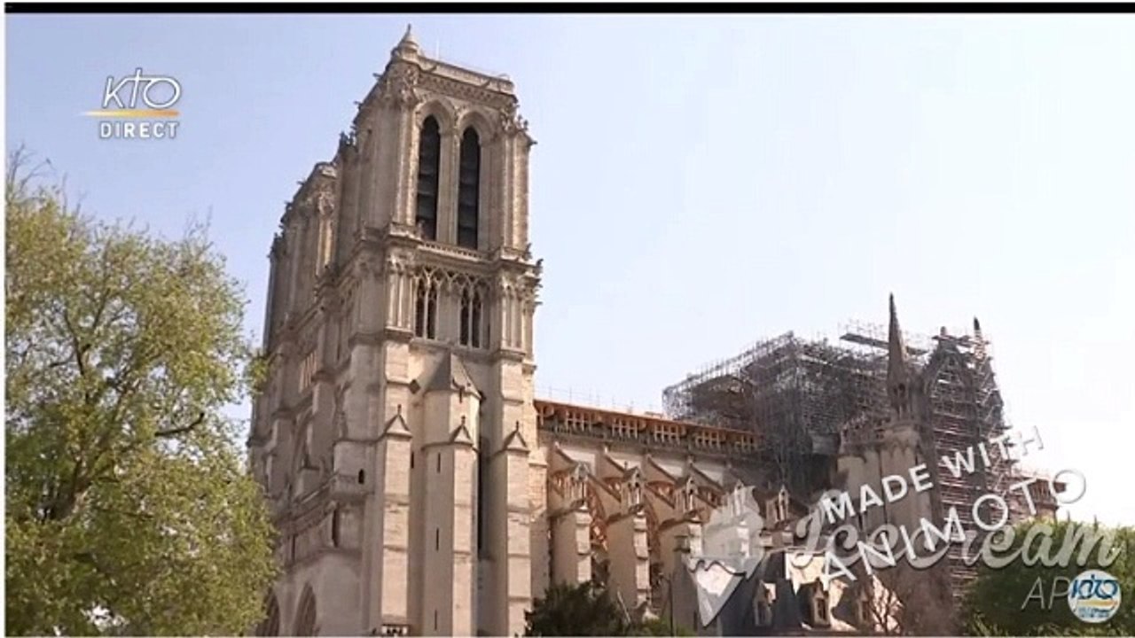 Notre Dame Cathedral Holds Good Friday Service Almost a Year After Devastating Blaze - Video