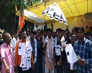 आकाश विजयवर्गीय के फिर बिगड़े बोल, कहा- कमलनाथ सरकार ये समझ लें हम कभी खाली नहीं चलते हैं...