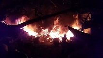 कबाड़ गोदाम में लगी आग