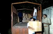 VIDEO: दिवाली पर पुलिस ने जब्त किए एक करोड़ रुपये के पटाखे