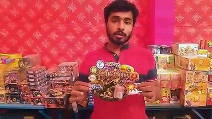 पटाखों पर चढ़ा देशभक्ति का रंग, ड्रैगन का निकला दम
