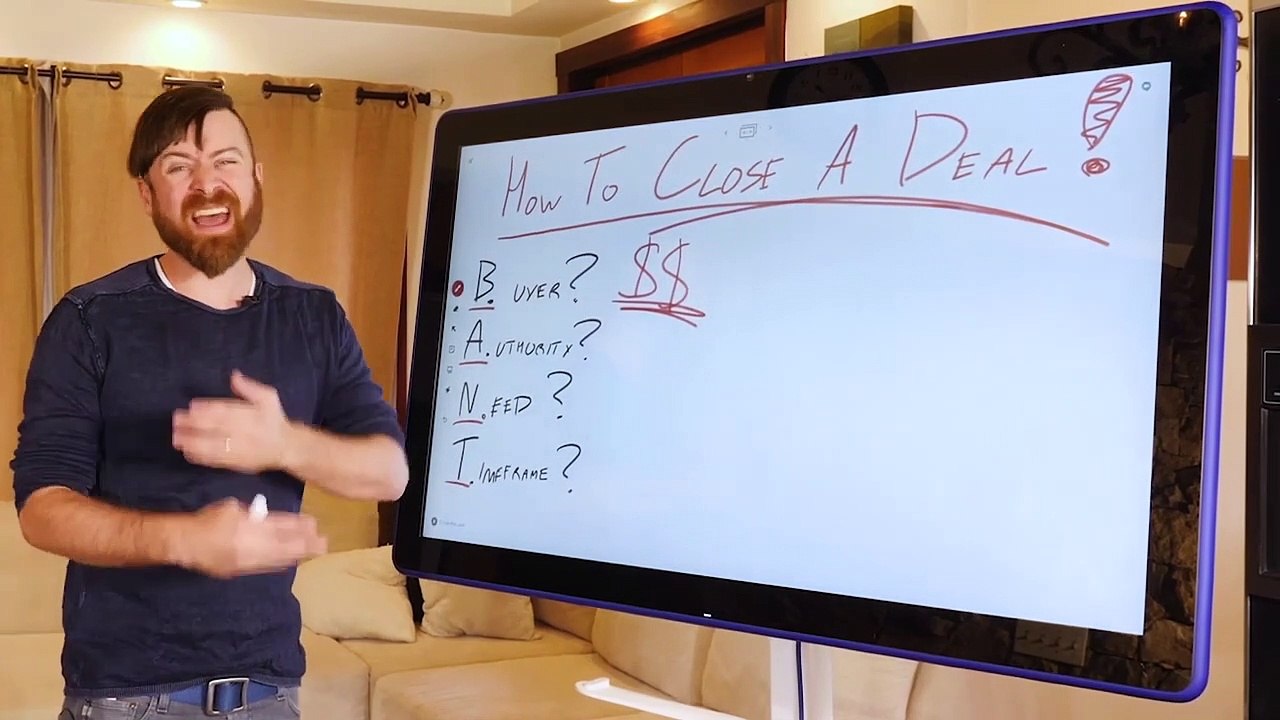 How To Close A Deal In Sales (And Overcome Objections)