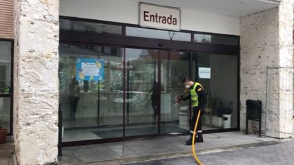 La UME desinfecta centros de salud en Cantabria