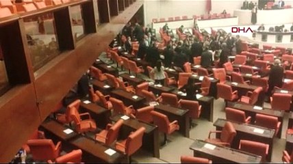 Meclis Genel Kurulu'nda kavga