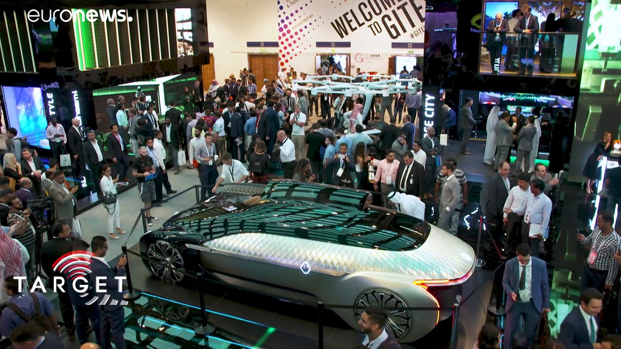 Flying motorbikes and super-fast 5G on show at Dubai's tech forum
