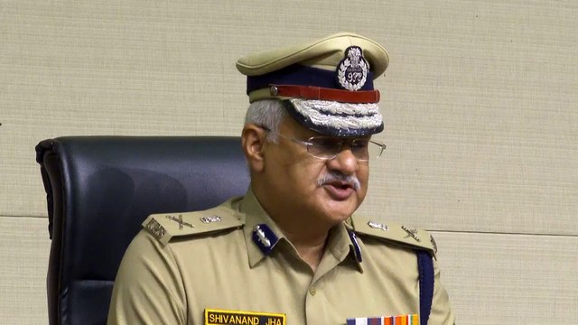 GUJARAT DGP SHIVANAND JHA BRIEFS ON LAW & ORDER DURING LOCKDOWN IN STATE AT A PRESS CONFERENCE IN GANDHINAGAR