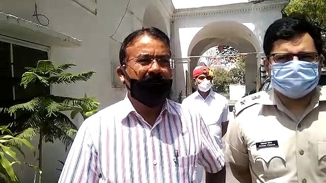 इटावा: लॉक डाउन को लेकर जिलाधिकारी ने दी जानकारी