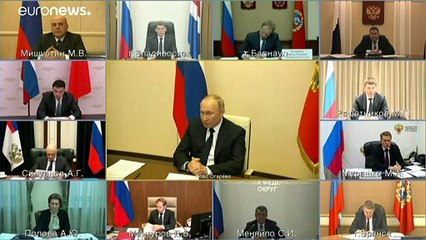 "Находиться в четырех стенах муторно и тошно": Путин снова обратился к нации
