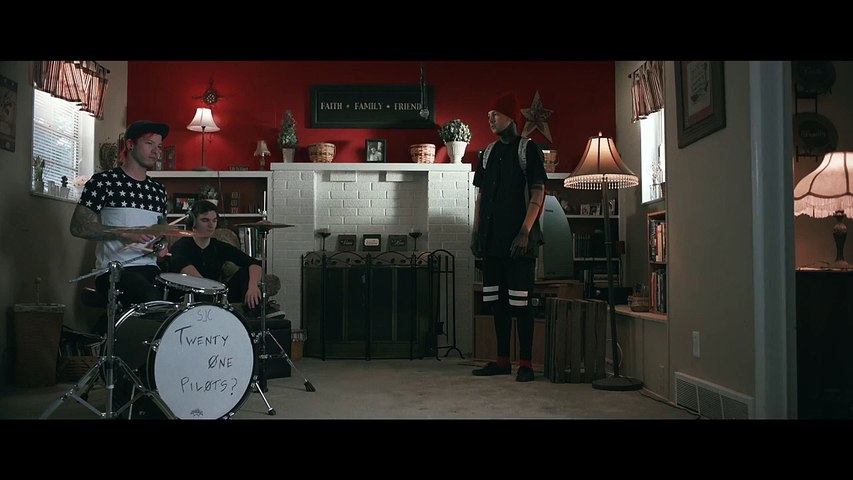 twenty one pilots Stressed Out [OFFICIAL VIDEO]