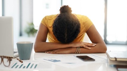 Why You Should Go Ahead and Enjoy a Mid-Afternoon Slump Snack