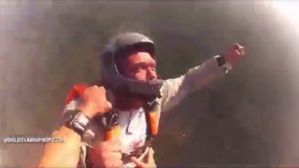 Paracaidista salvó a su amigo en plena caída luego de quedar inconsciente