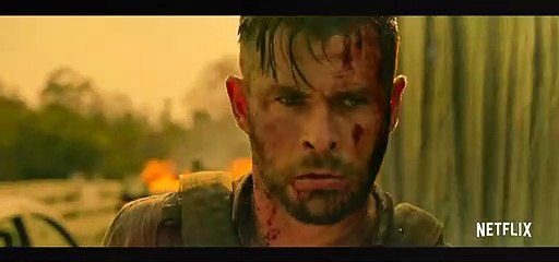 Chris Hemsworth stylish action whatsapp status! Ultimate Sexy!!!