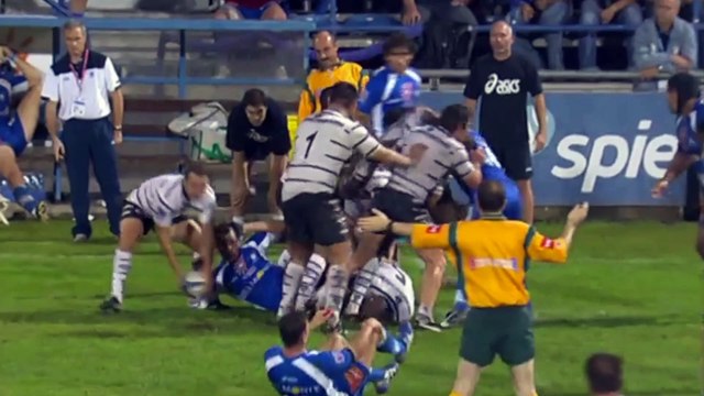 1 jour 2 essais : Le jeu au pied de Tim Clark pour Maxime Petitjean