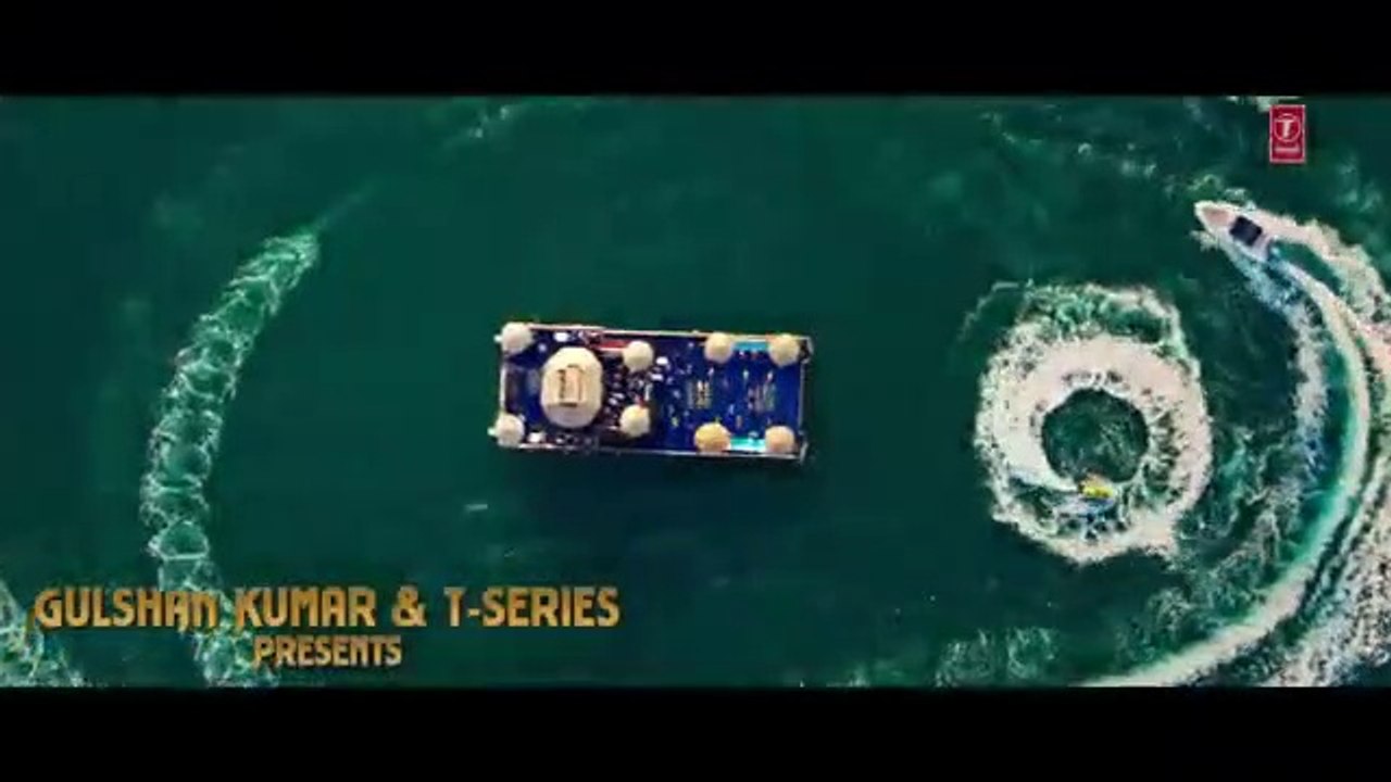 Yo Honey Singh _ LOCA (Official Video) _ Bhushan Kumar _ New Song 2020 _ T-Series_QeLoW2ySlbc_360p