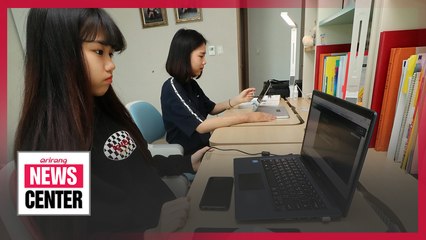 Students in S. Korea kick start much delayed new semester "virtually"