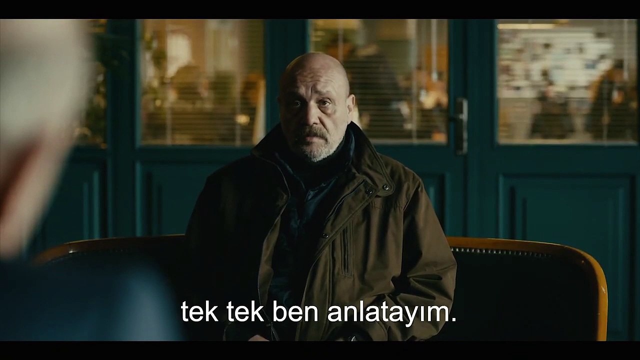 "Alef"in yıldızı Kenan İmirzalıoğlu: "Özenle yazılmış, zekice bir polisiye"