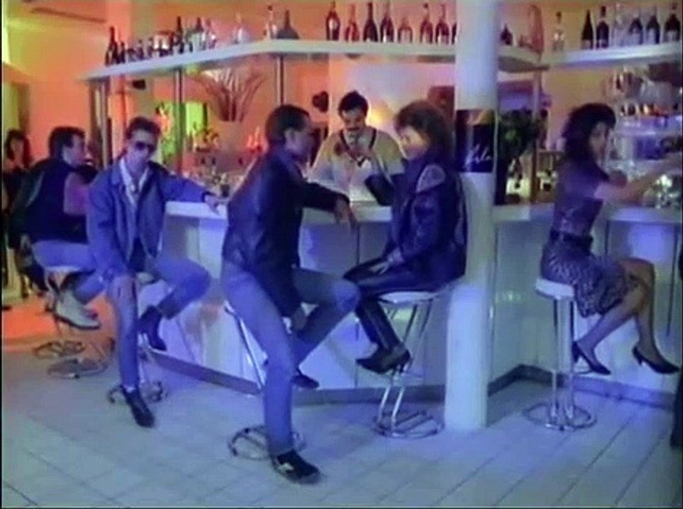 C C CATCH - Strangers by night (Long 12   Version Video Clip) (360p) (via Skyload)