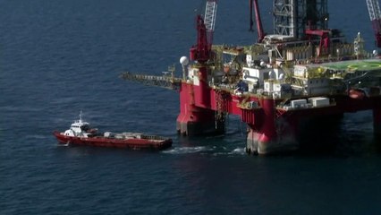 Opep fecha acordo para cortar produção