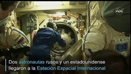 Equipo de astronautas llega a la ISS a pesar del coronavirus
