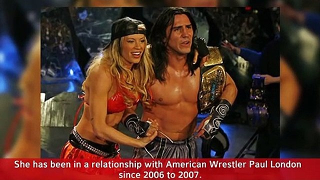 10 WWE Divas Who Dated With WWE Superstars