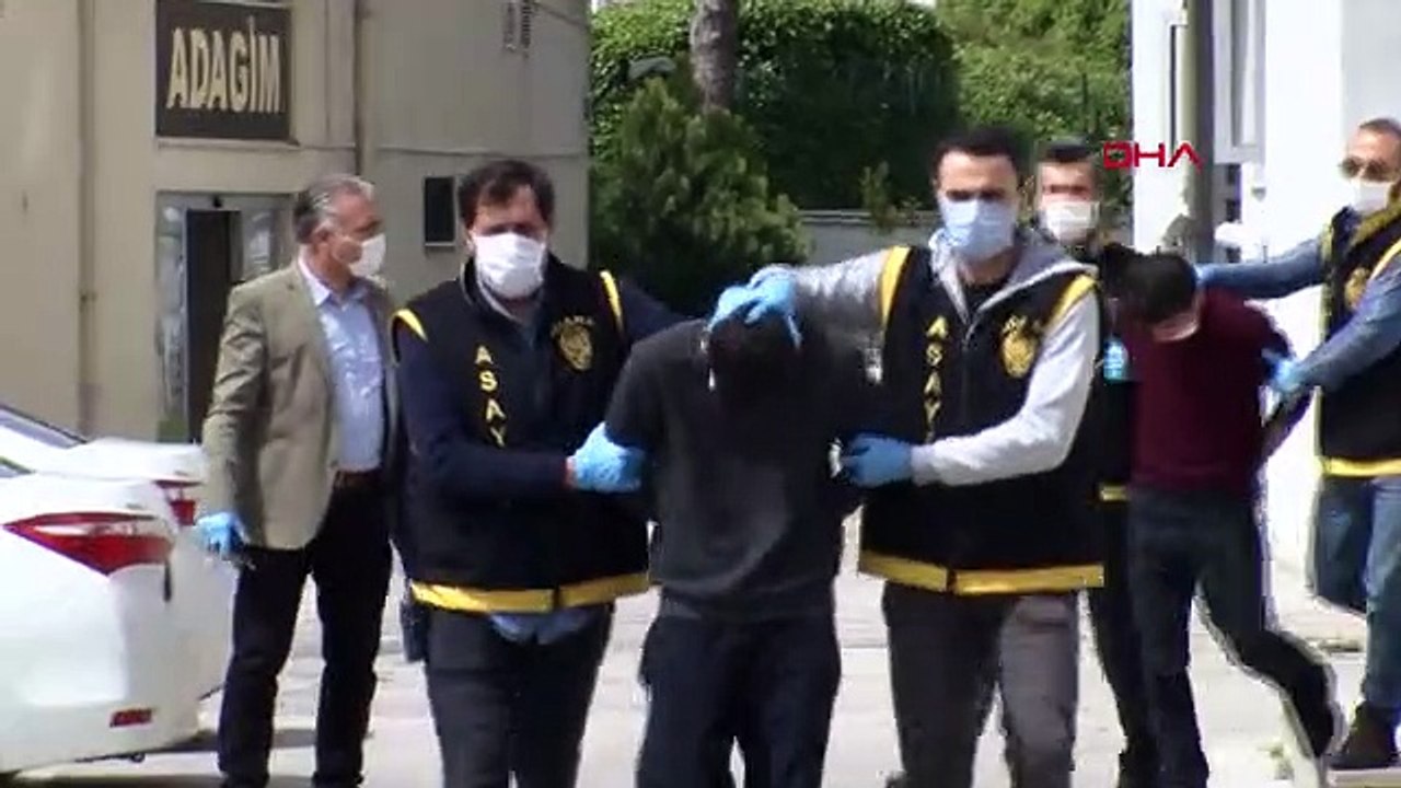 ADANA Kızına doğum günü pastası almak için çıktı, gasba uğradı