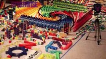 incredible circuit with more than 35,000 DOMINOES