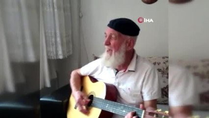 73 yaşındaki gitaristten "Evde kal Türkiye" şarkısı