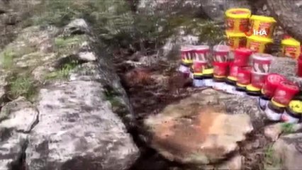 Mardin'de teröristlere ait yaşam malzemesi ele geçirildi