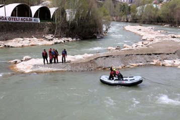Kayıp Uzman Çavuş Güneş'in arama çalışmaları sürüyor